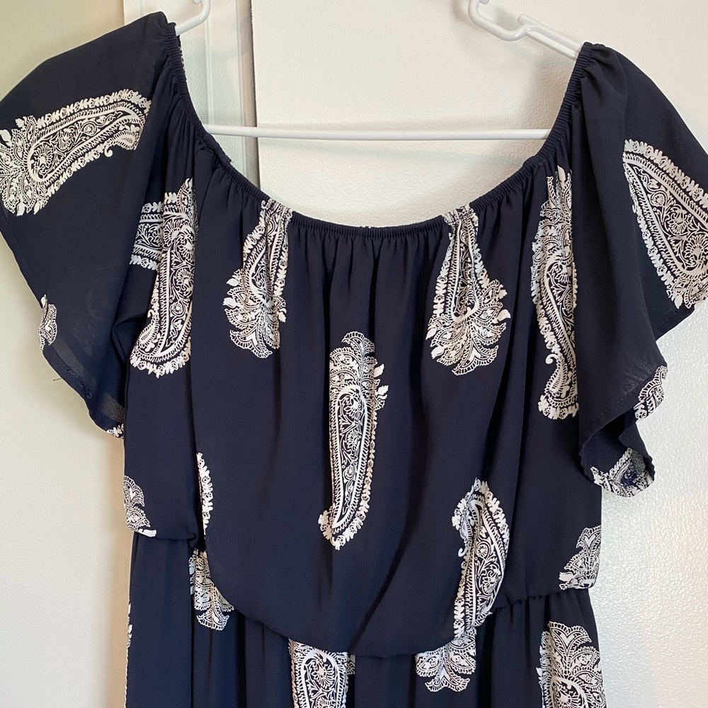 Off the shoulder paisley print dress